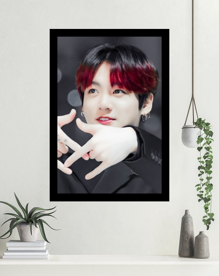 تابلو گروه BTS جونگ کوک mg1738،به خریدبالای 1,699,000 تومان*ارسال رایگان است*پیشنهاد ویژه هر عکسیم خودتون داشته باشین براتون میزنم به همون قیمت سایت ودر سایزهای بزرگ